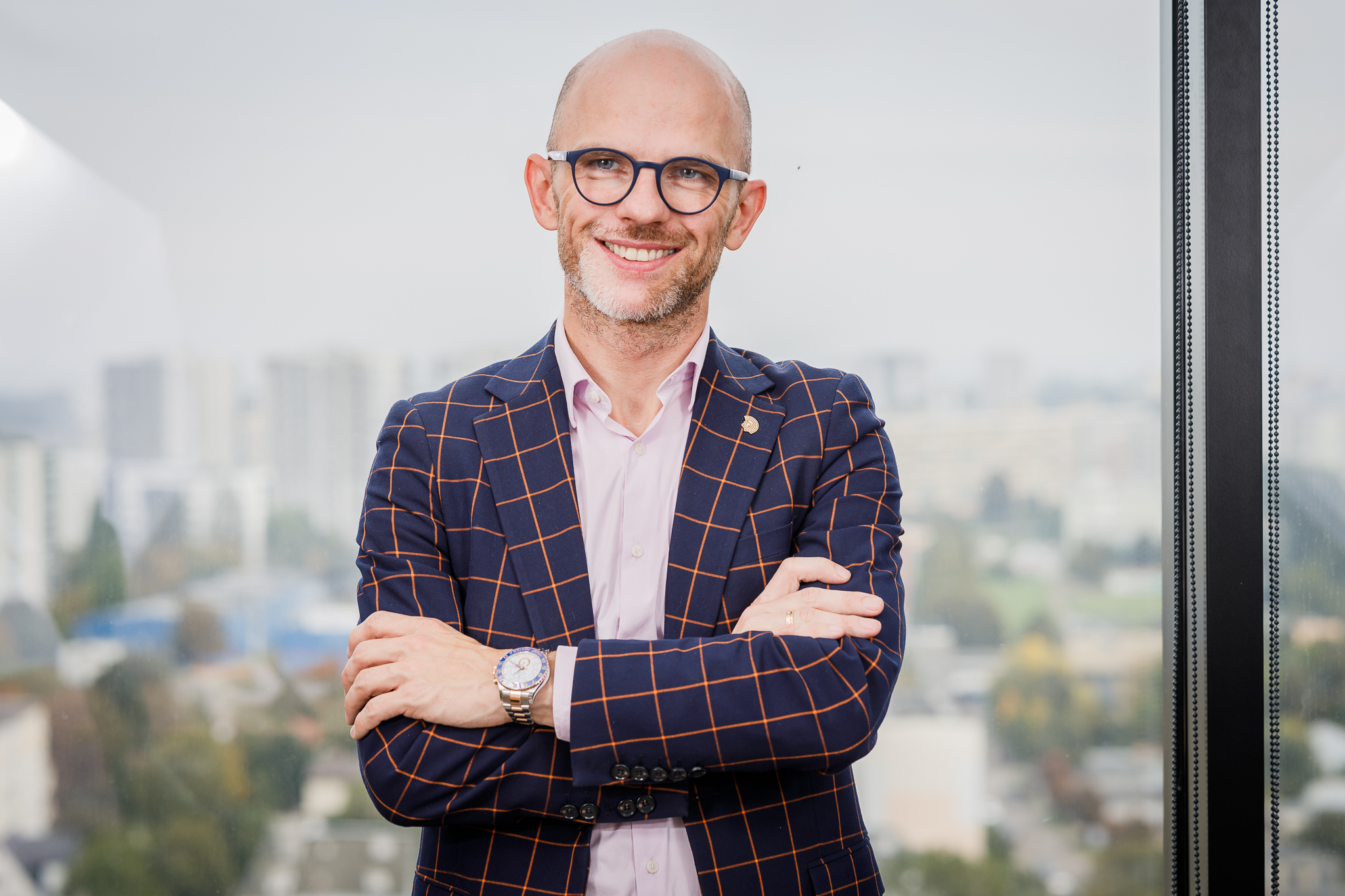 niepewnosc-regulacyjna-na-rynku-kryptowalut-po-drugim-wecie-kanga-exchange-o-impasie-i-projekcie-ue0